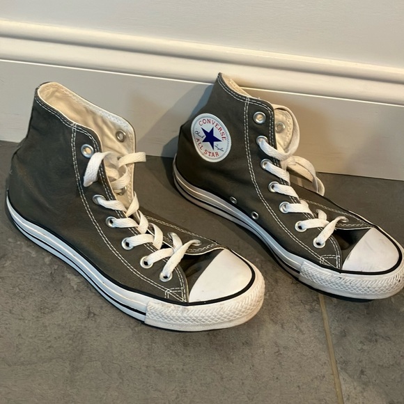 Like new Converse all stars - Picture 1 of 4